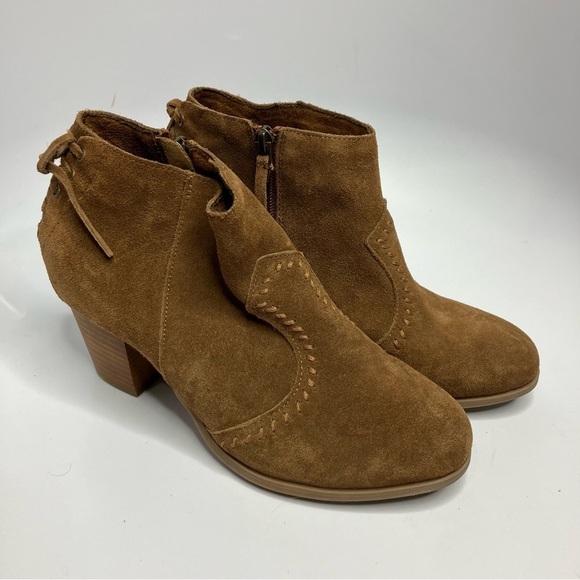 Minnetonka Women’s Melissa Bootie suede leather size 9 - Picture 2 of 9